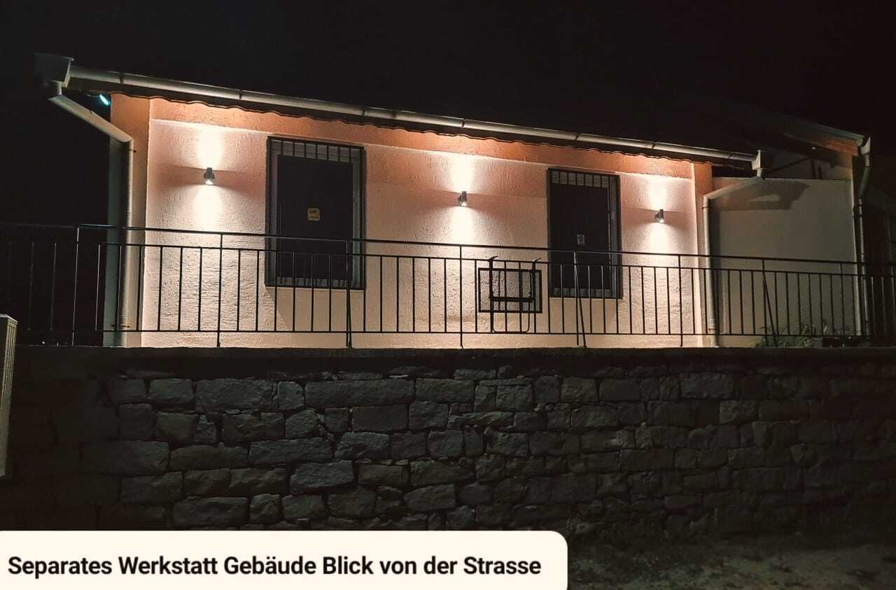 Односемейный дом из гранита в Гранитово, Ямболская область, Болгария