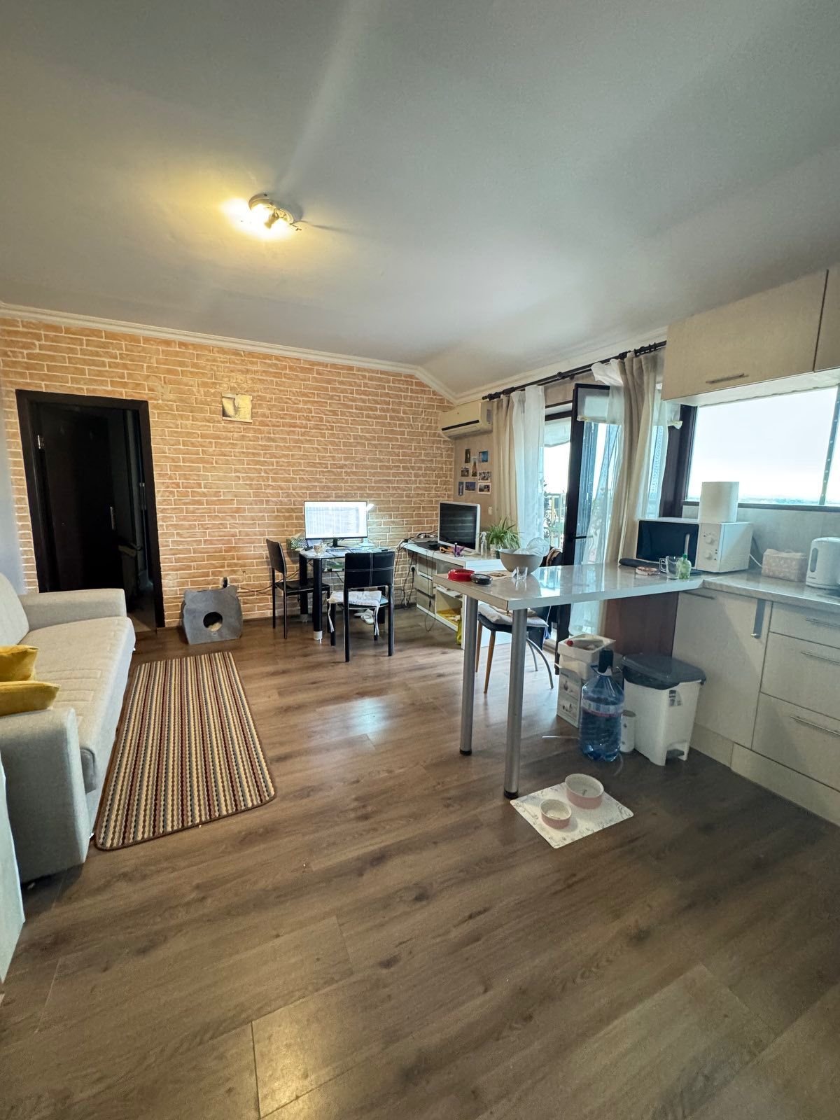 Трехкомнатная квартира в комплексе «Свети Никола» в Косхарице