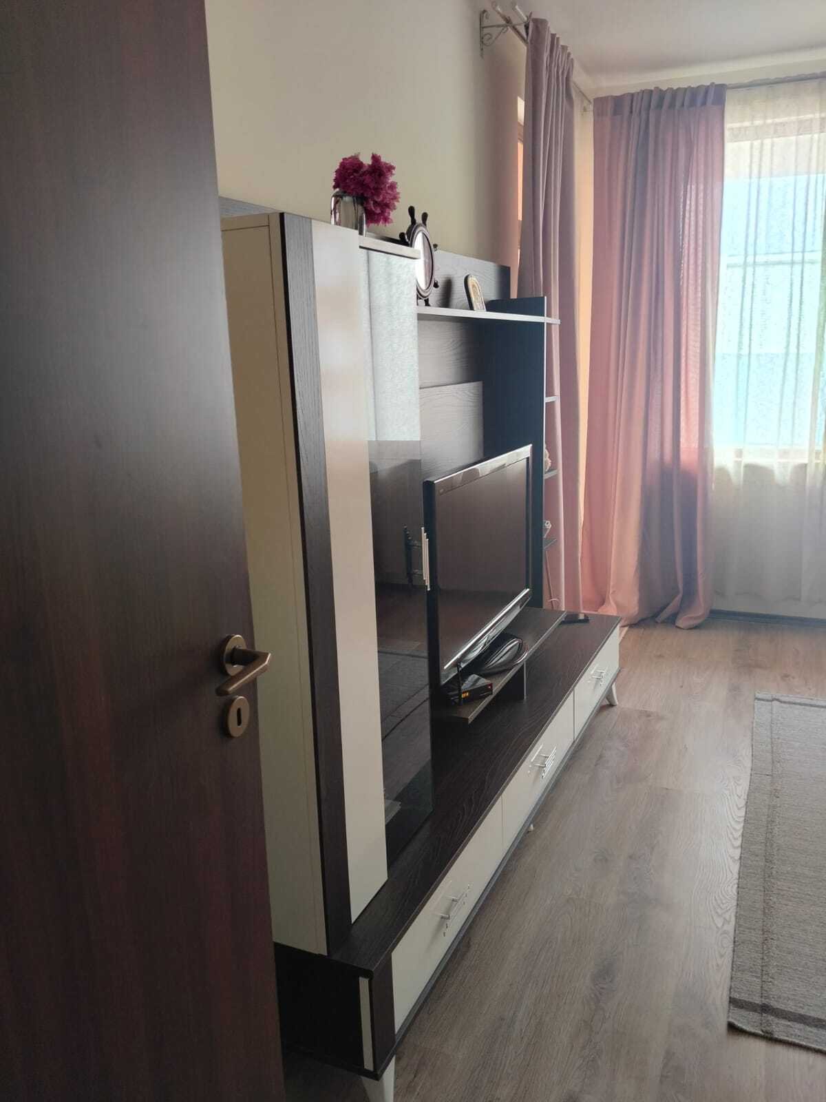 Трёхэтажная вилла в центре Равды, Болгария