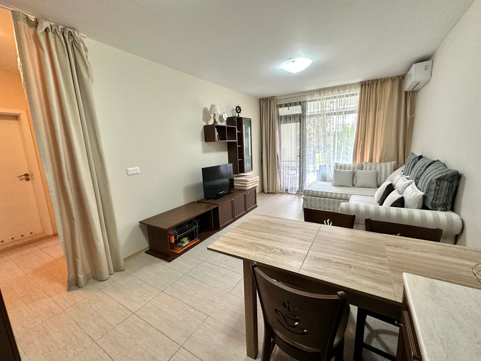 Двухкомнатная квартира в комплексе Green Life в Созополе