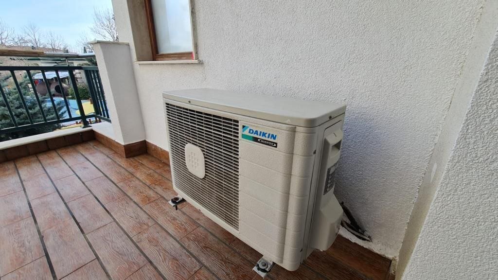 Трёхкомнатная квартира в курорте Эмерод, Болгария