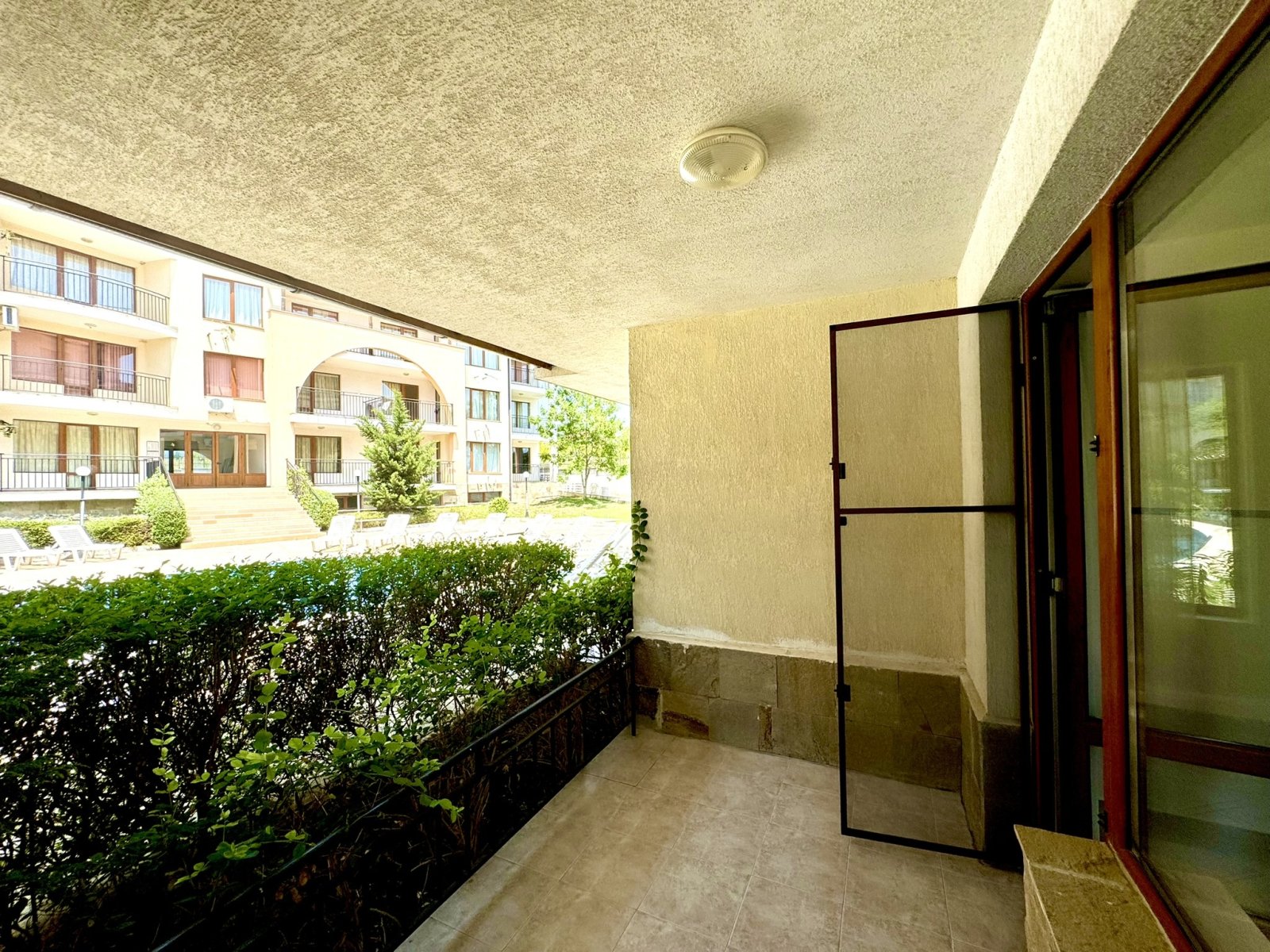 Двухкомнатная квартира в жилом комплексе Арките, Косараица, Болгария