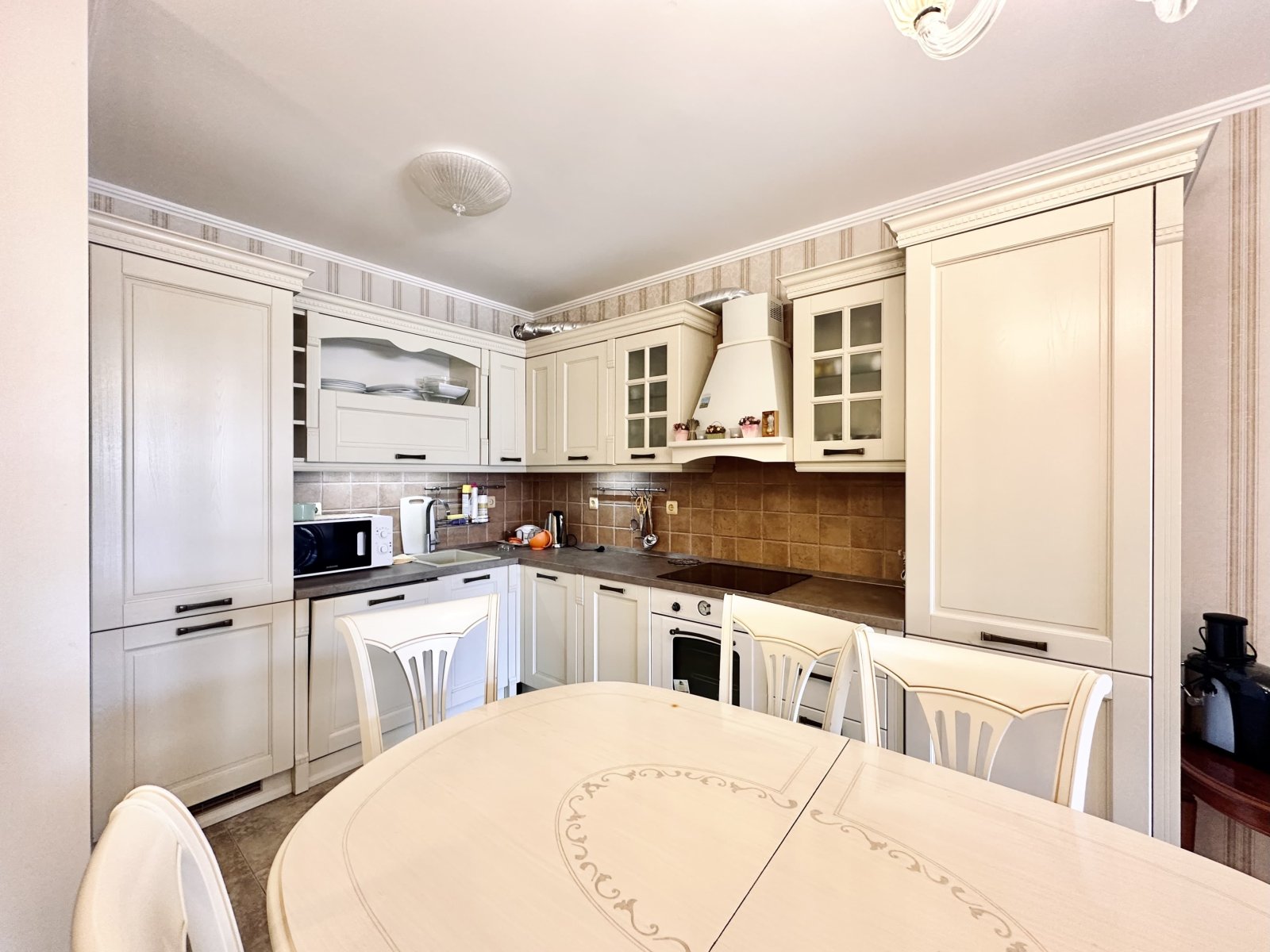 3-комнатная квартира Casa Real с видом на море, Свети Влас, Болгария