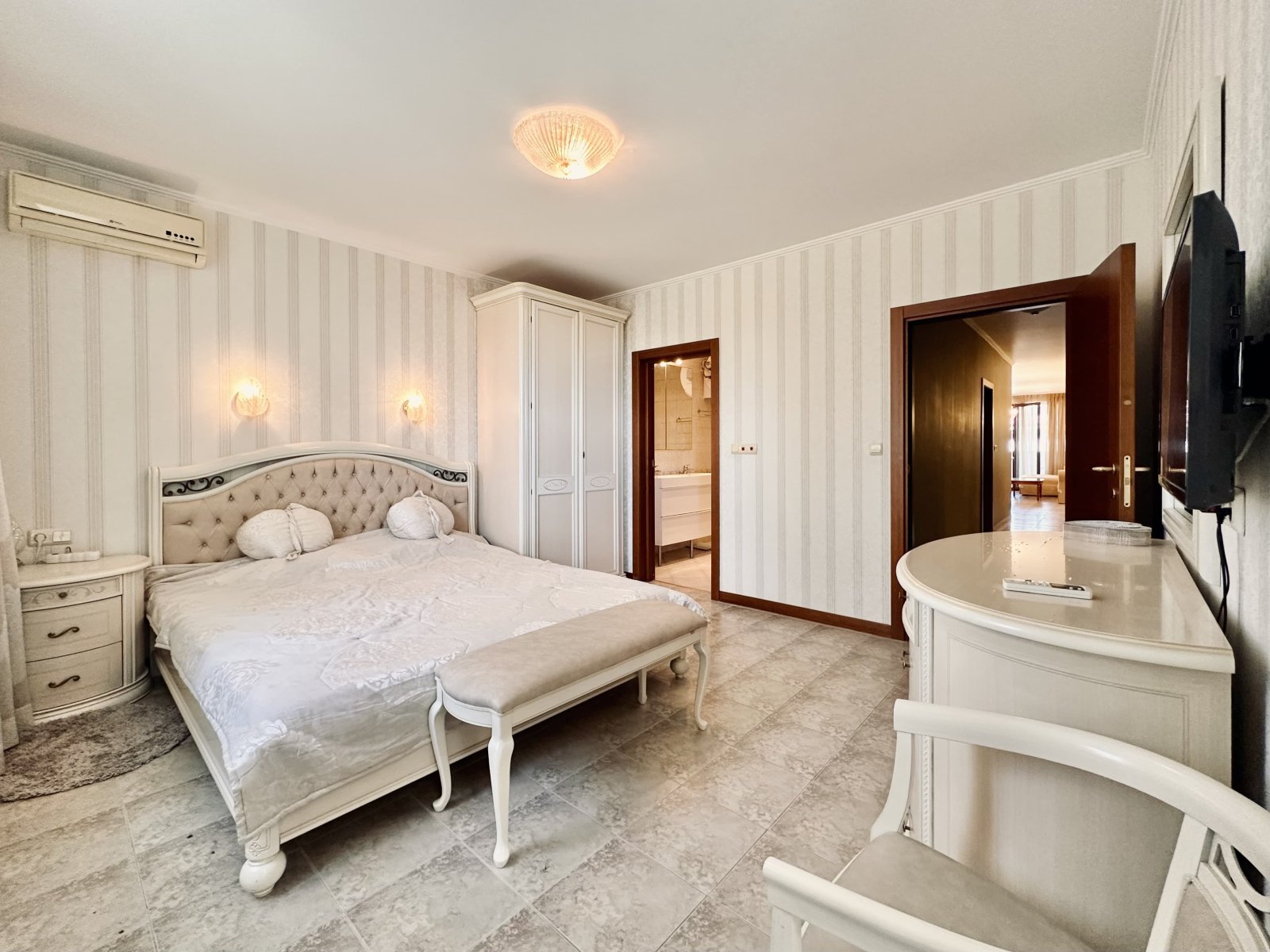 3-комнатная квартира Casa Real с видом на море, Свети Влас, Болгария