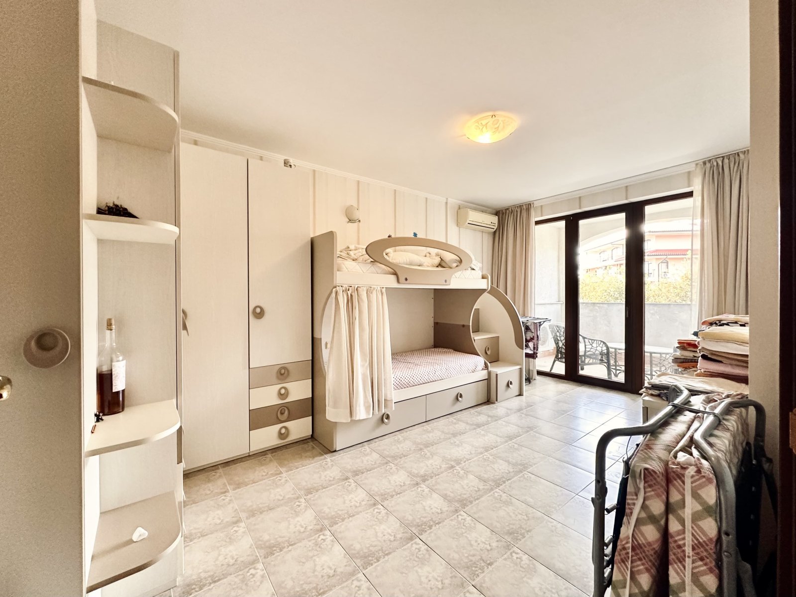 3-комнатная квартира Casa Real с видом на море, Свети Влас, Болгария