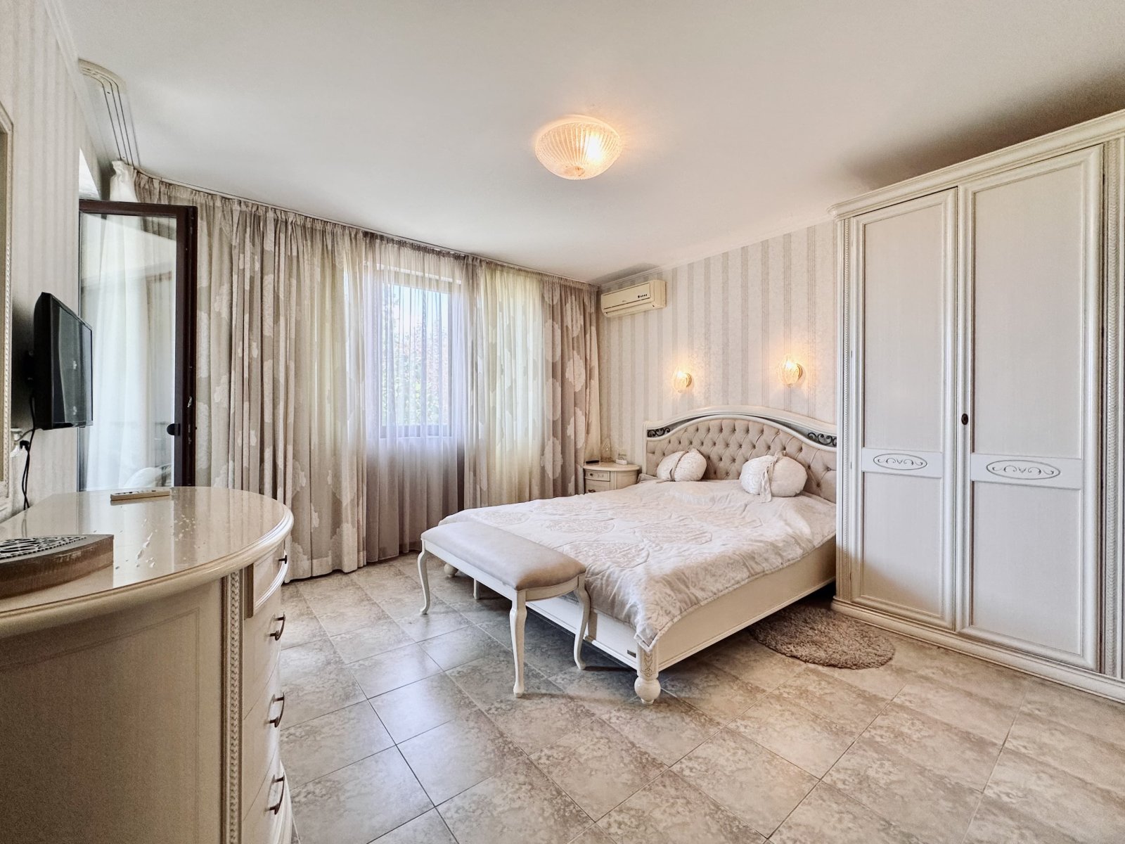 3-комнатная квартира Casa Real с видом на море, Свети Влас, Болгария