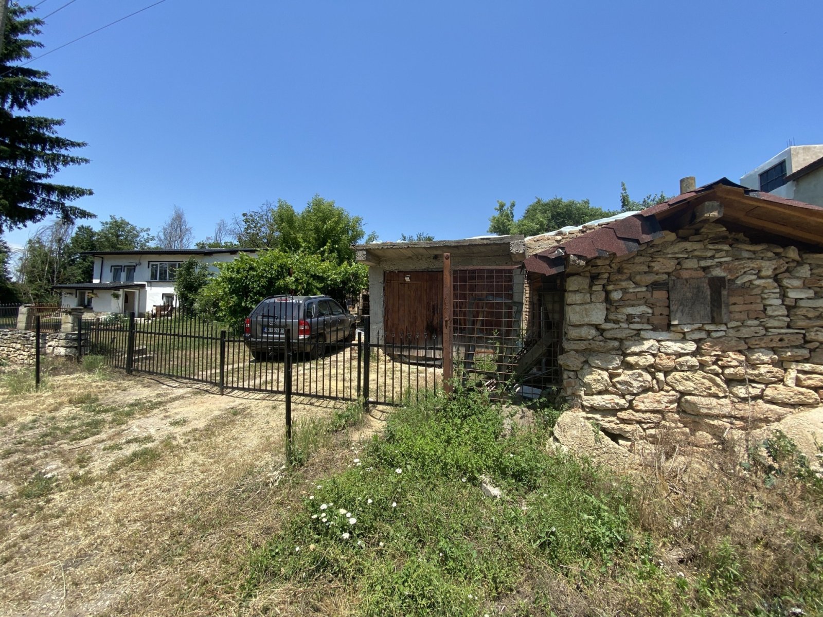 Одноэтажный дом с гостевым домом в районе Василево, Добруджа, Болгария