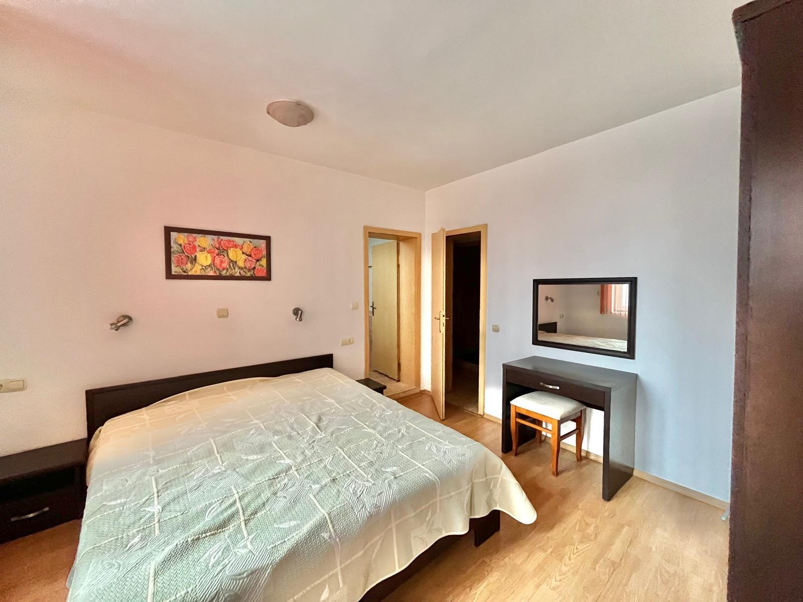 Трехкомнатная квартира в комплексе Sunny Holiday, Солнечный берег, Болгария