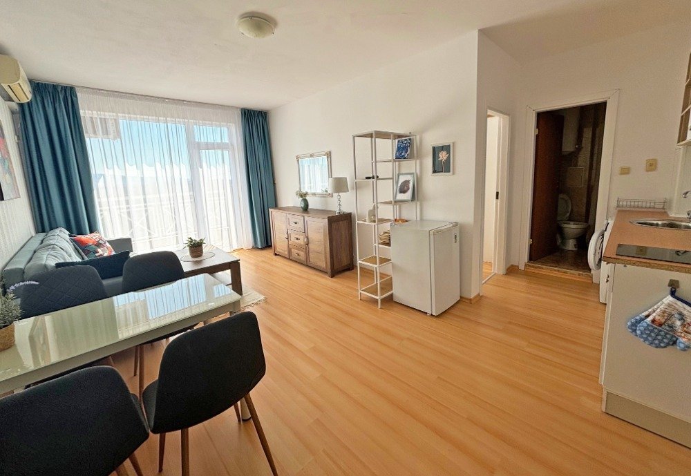 2-комнатная квартира в комплексе Sunny Day 6, Танкoво, Болгария