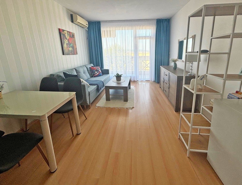 2-комнатная квартира в комплексе Sunny Day 6, Танкoво, Болгария