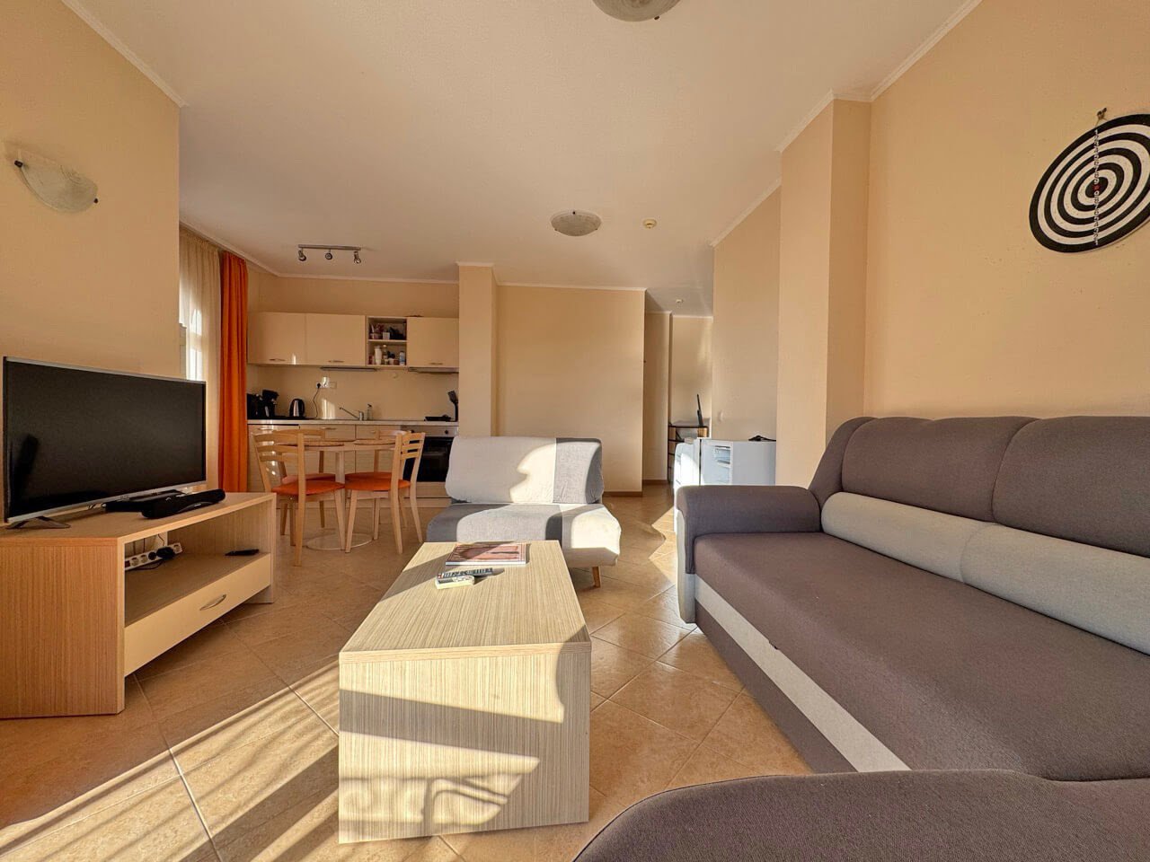 Трехкомнатная квартира в жилом комплексе Роял Сан, Солнечный берег, Болгария