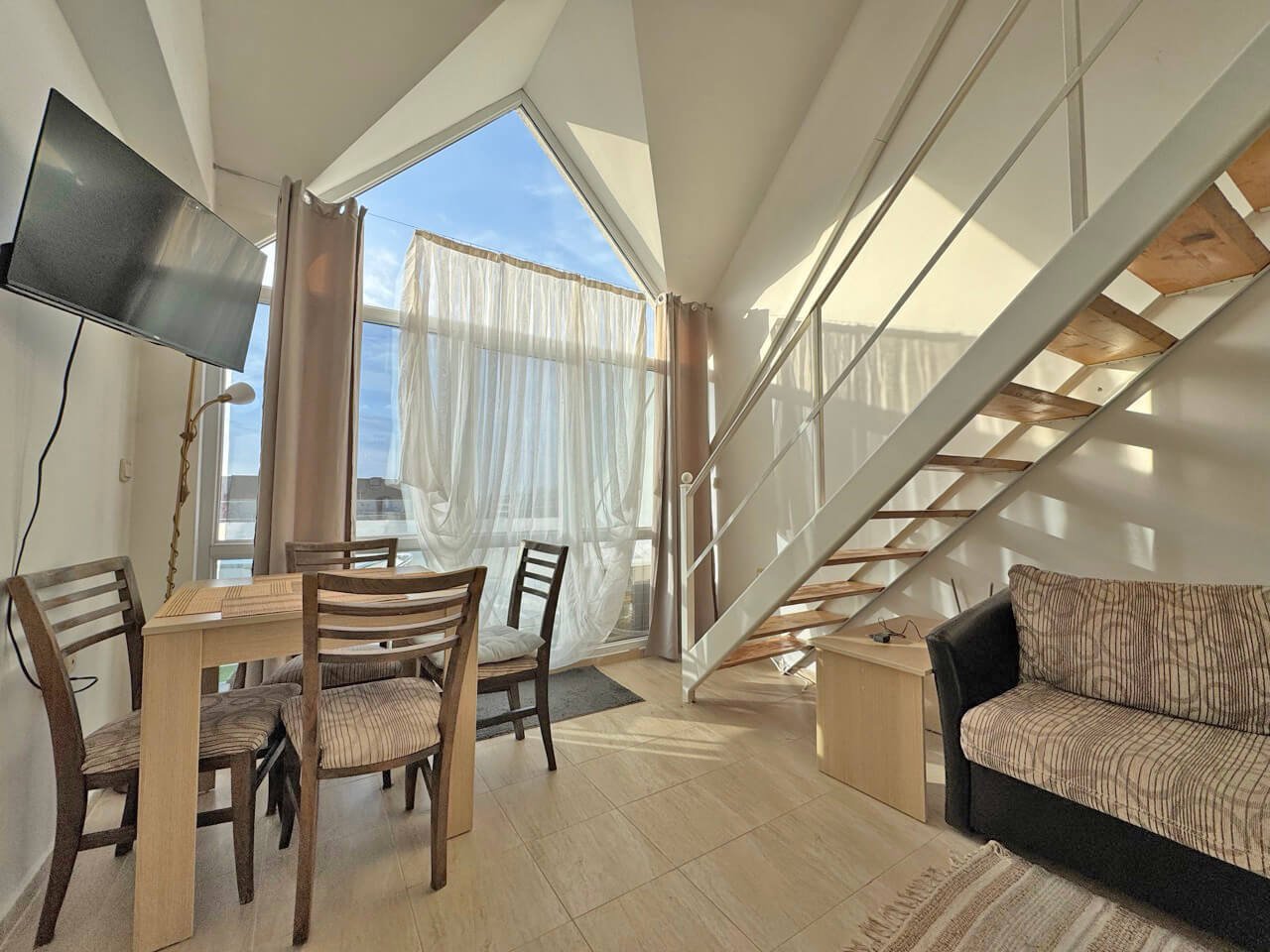 Трехкомнатная квартира в комплексе Гербер 3, Солнечный берег, Болгария