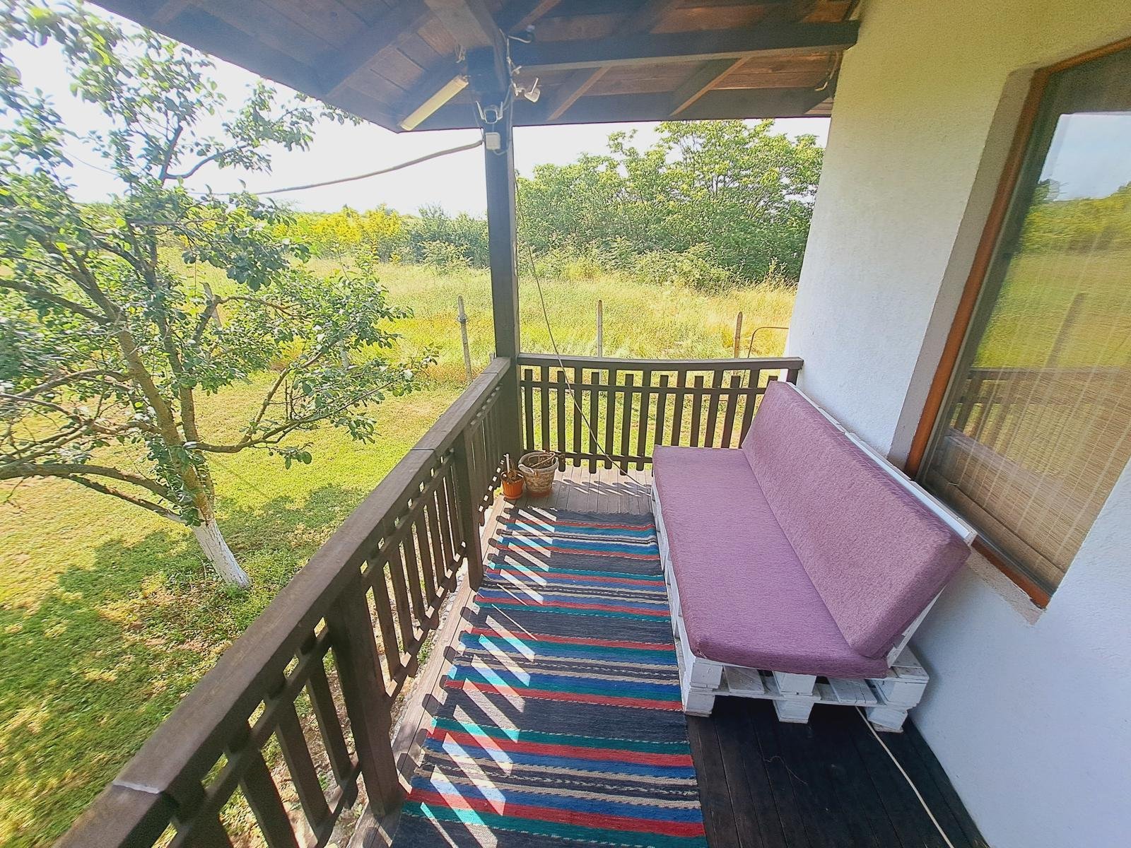 Дом с тремя комнатами в Средец, Зорница, Болгария