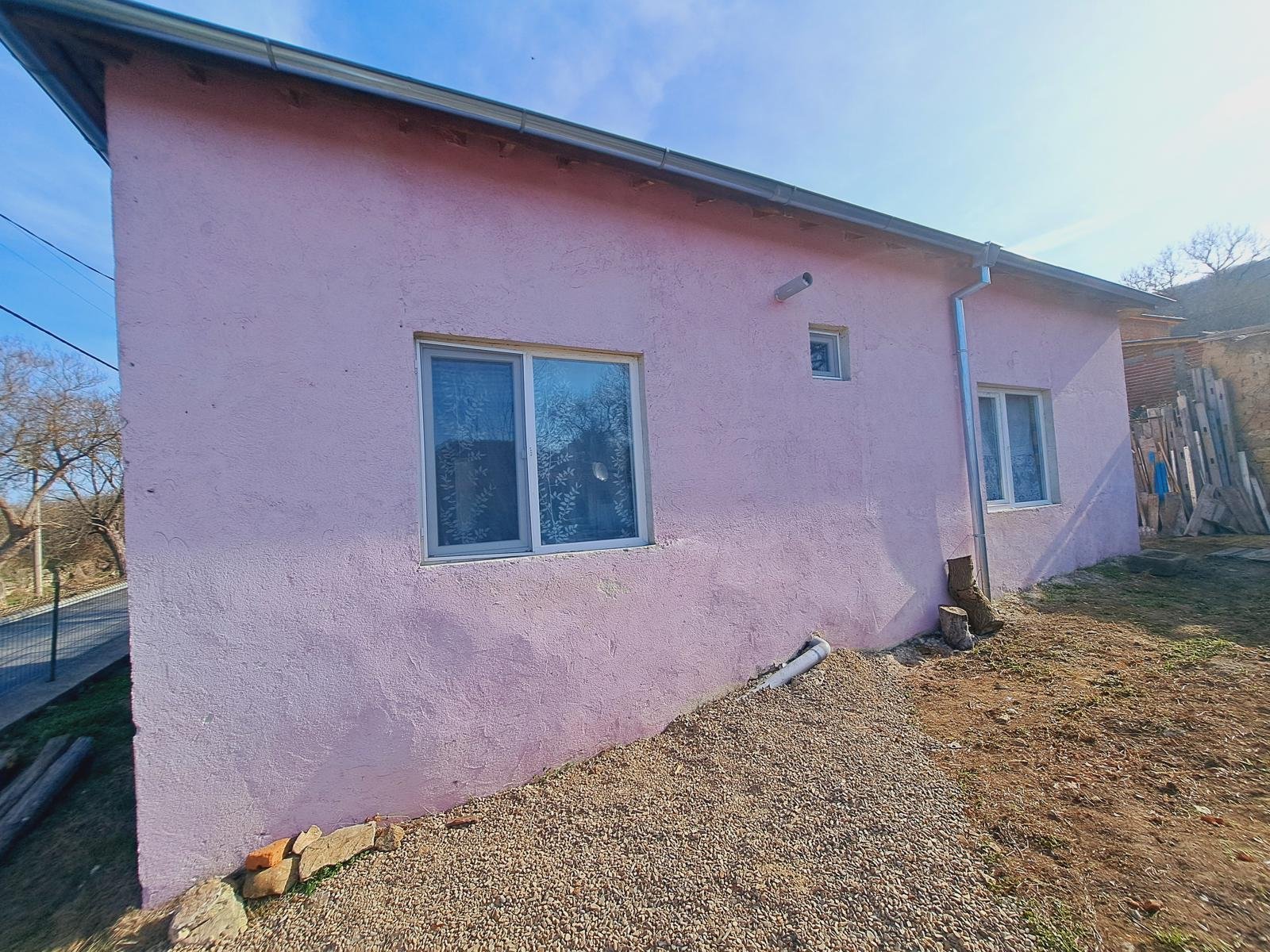 Дом 2+1 «Завет», Болгария