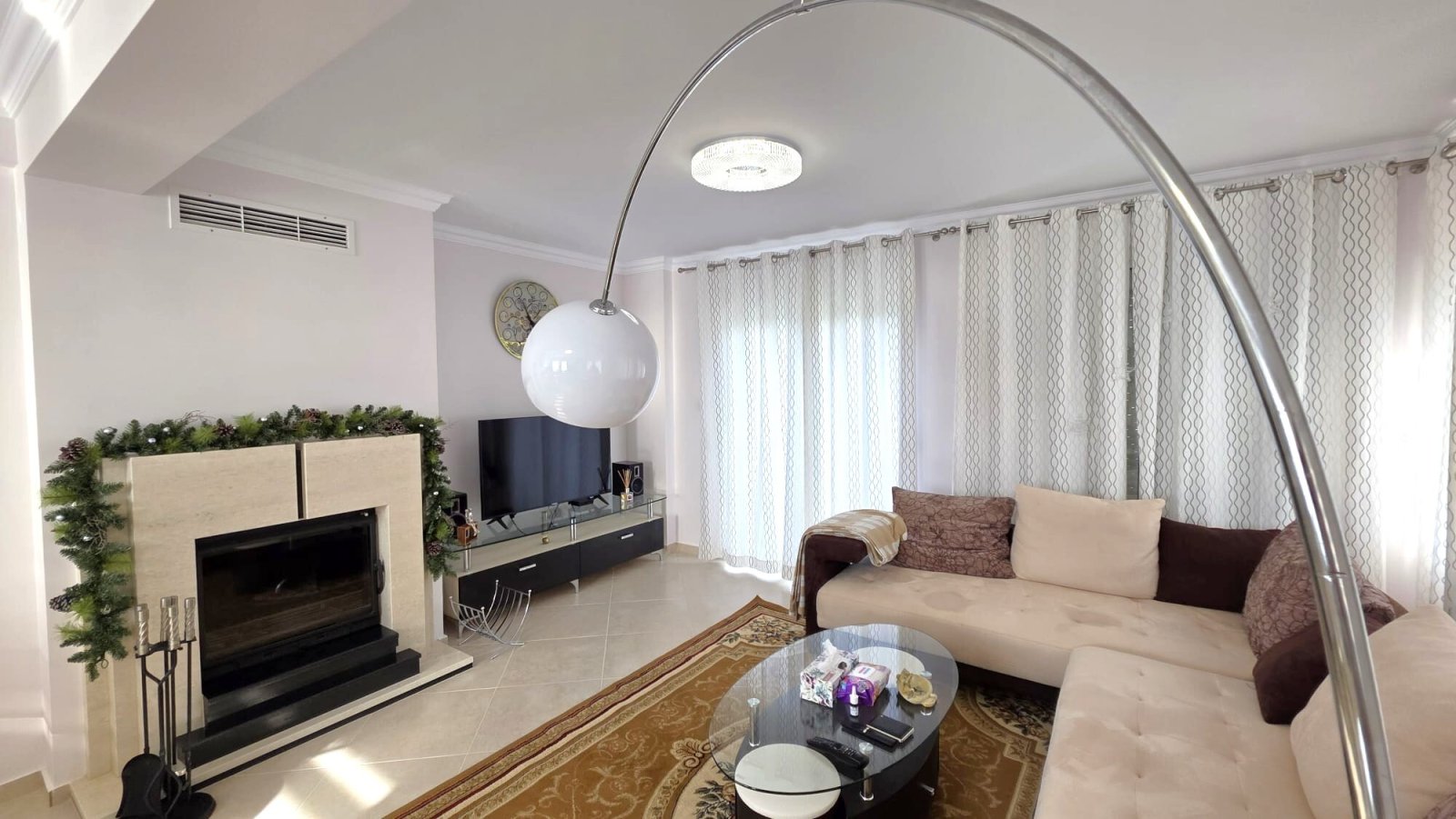 Двухэтажный дом с пятью комнатами в комплексе Виктория Хилл, Сарафово, Болгария