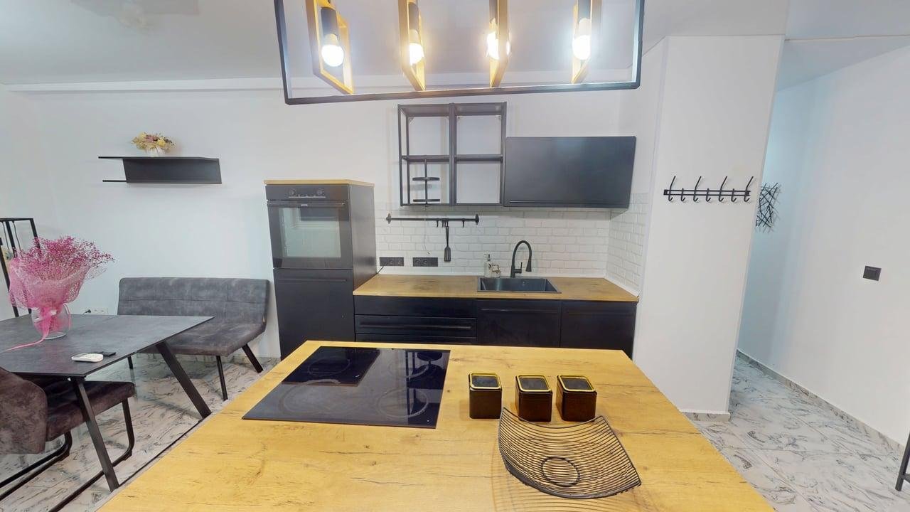 Большая двухкомнатная квартира с отдельной кухней в Солнечном Береге, Болгария